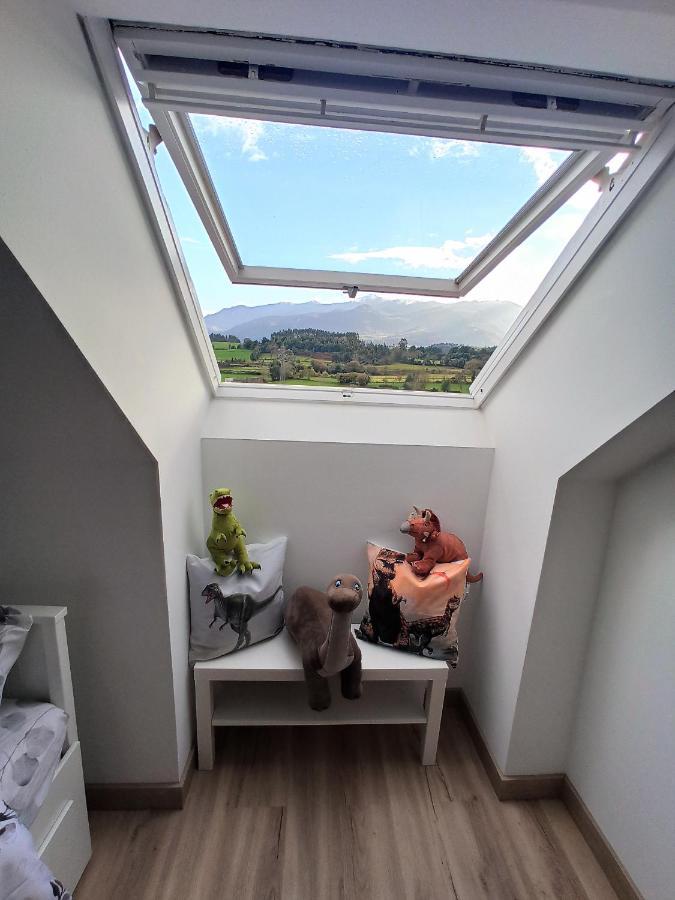 Apartament Duplex Con Vistas Al Picu Pienzu, Colunga Zewnętrze zdjęcie